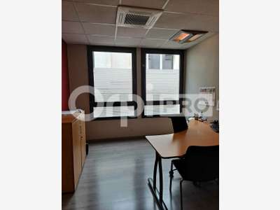 A louer local commercial 262m² centre Épernay
