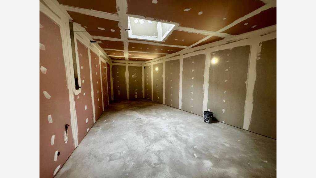 Local commercial 77m² à louer au centre d'Epernay