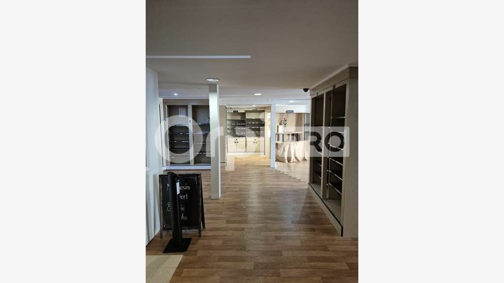 A louer local commercial de 80m² à Epernay centre
