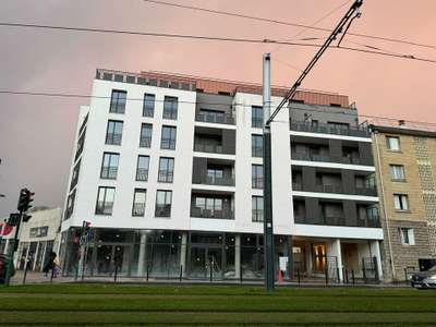 Boutique de 188m² à louer à Epinay-sur-Seine