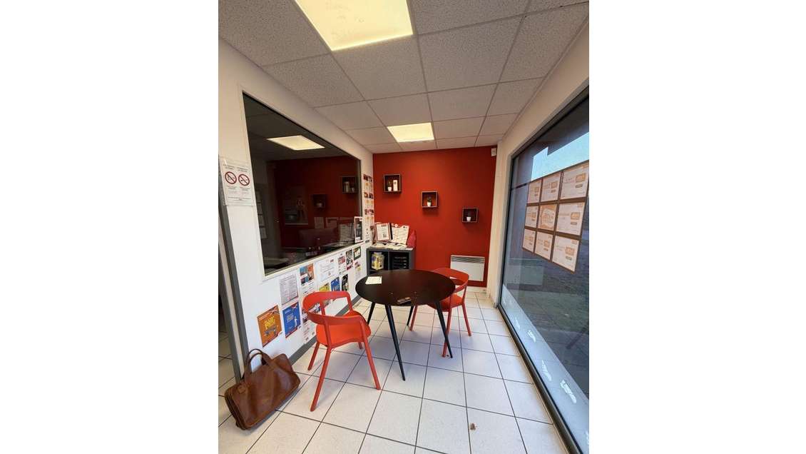 Location local commercial 36m² centre des Essarts