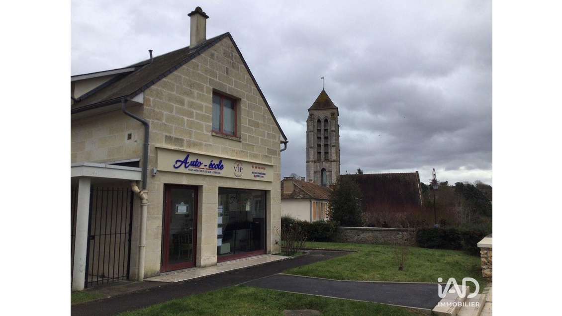 Boutique à Étiolles