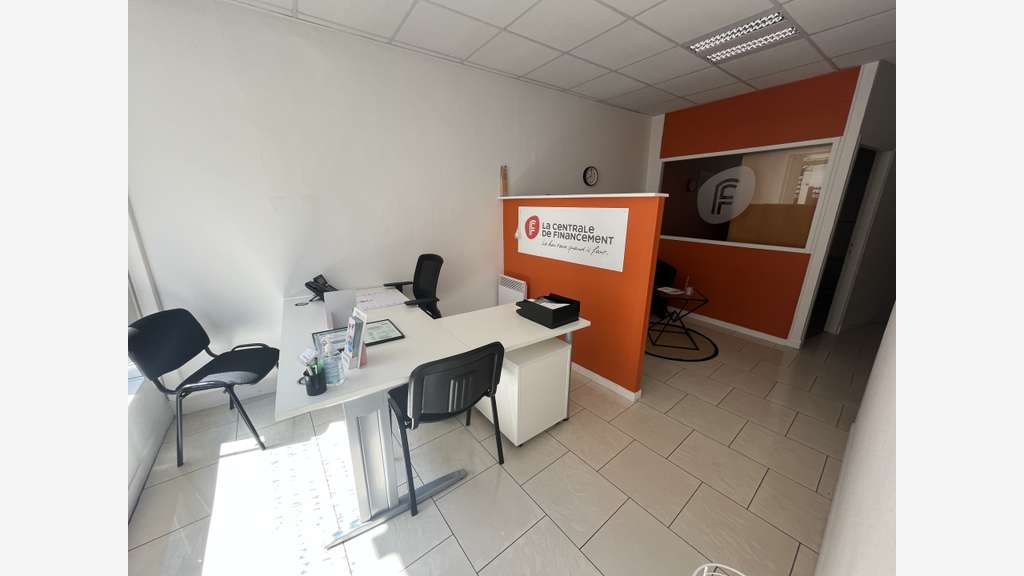 A louer local commercial 58m² centre ville Fécamp