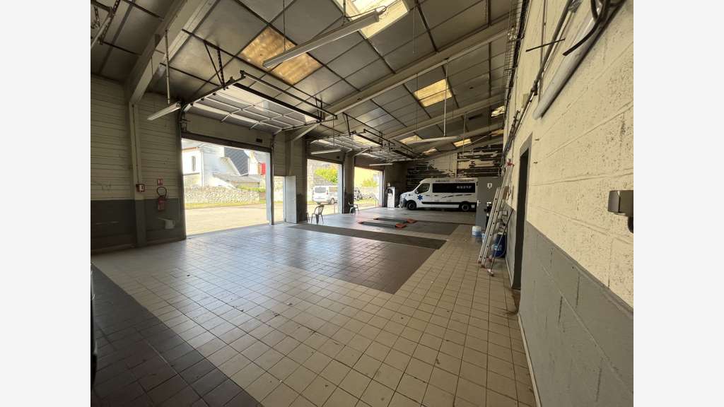 Ensemble commercial 968m² à louer à Fécamp 76400