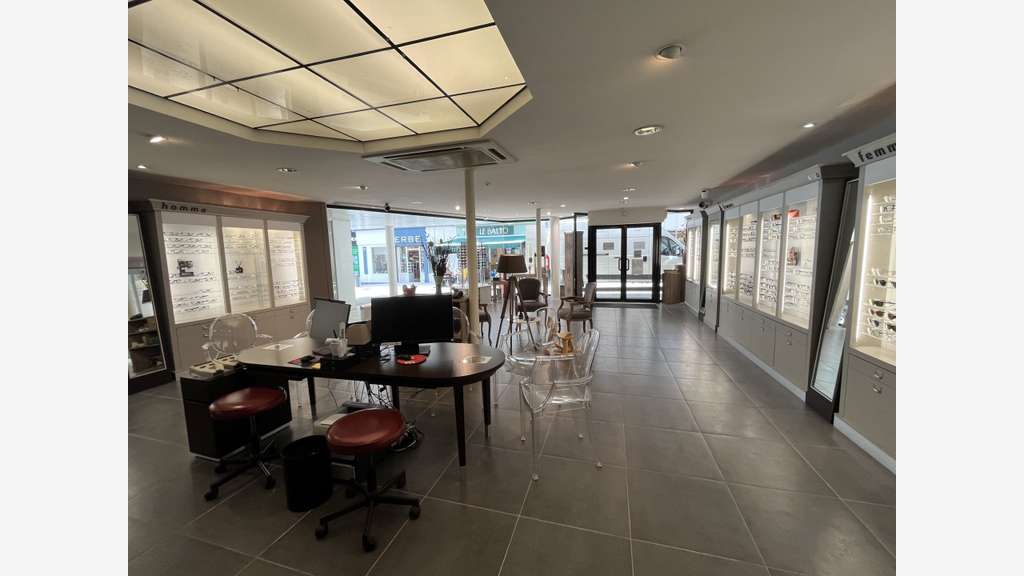 Local commercial hyper centre Fécamp