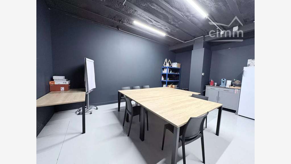 Local commercial 187m² bel empl à Feurs centre