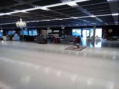 Grand Local commercial de 1 300 m² - Zone Limoges