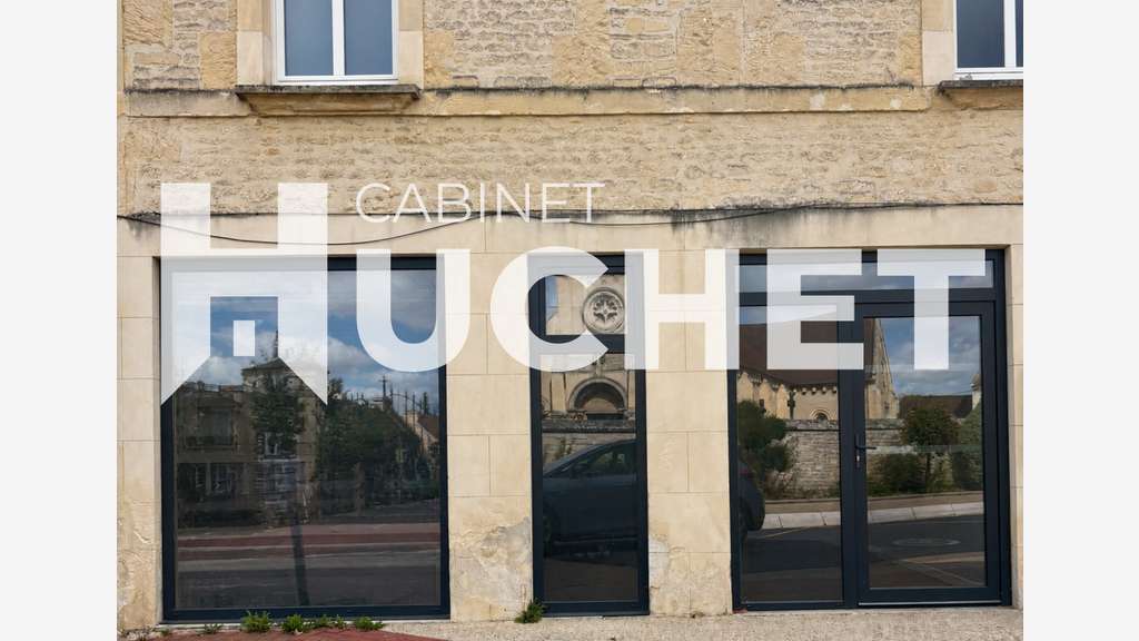 À louer – Local commercial d'environ 55 m² à Fleur