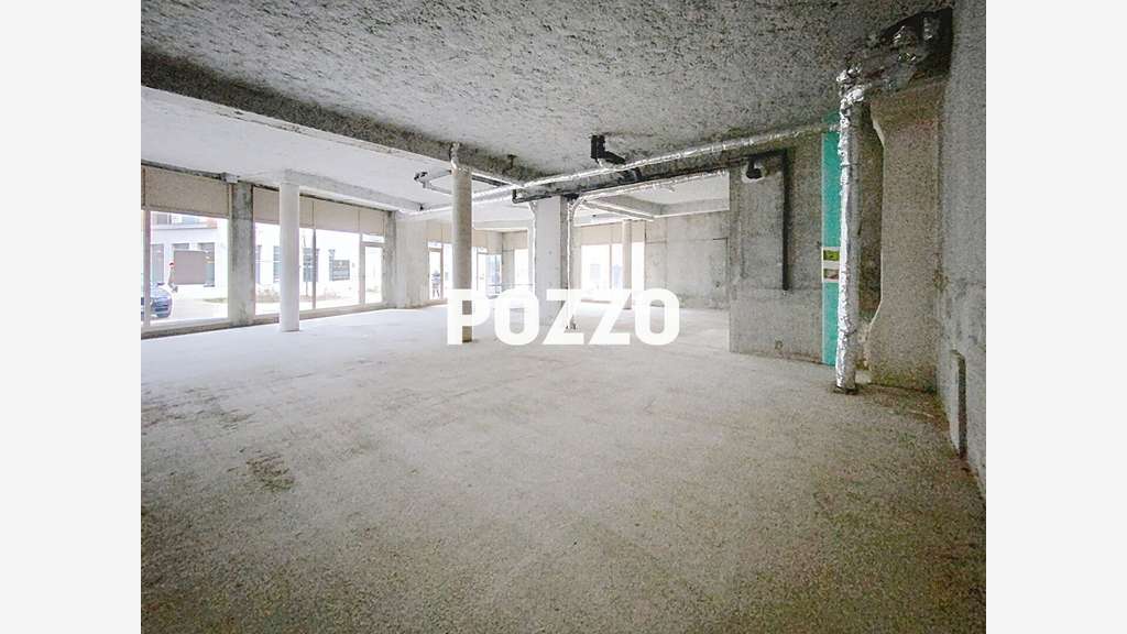 À louer locaux de 105m² à Fleury-sur-Orne