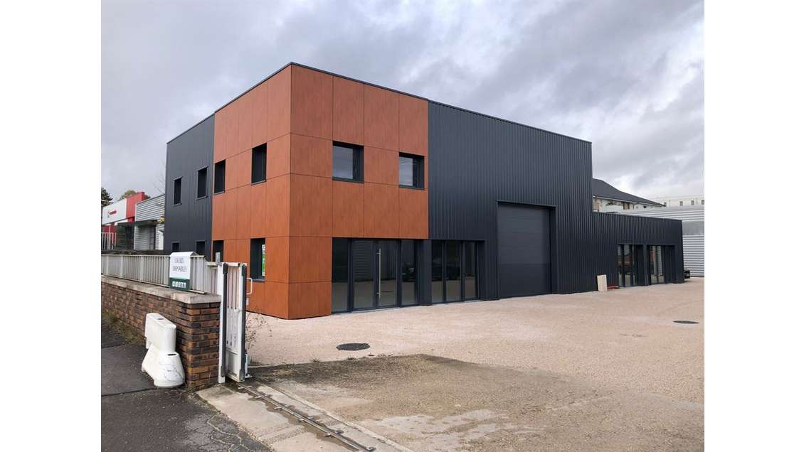 Location local commercial 450m² Fontaine-lès-Dijon