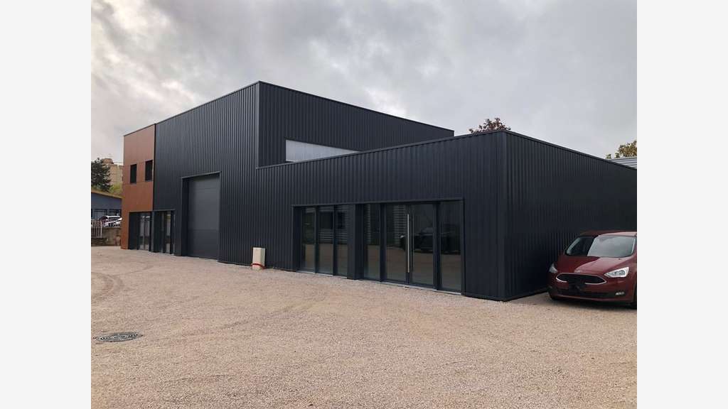 Location local commercial 450m² Fontaine-lès-Dijon