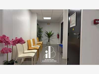 Local professionnel Espace Lagorsse Fontainebleau