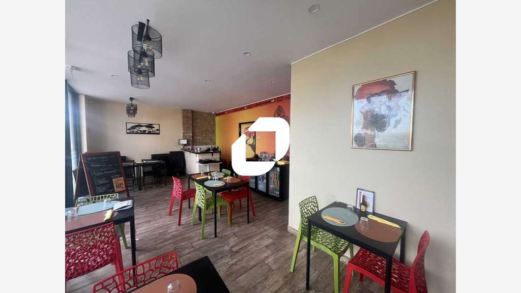 A louer Local commercial 81m² Fontenay le vicomte