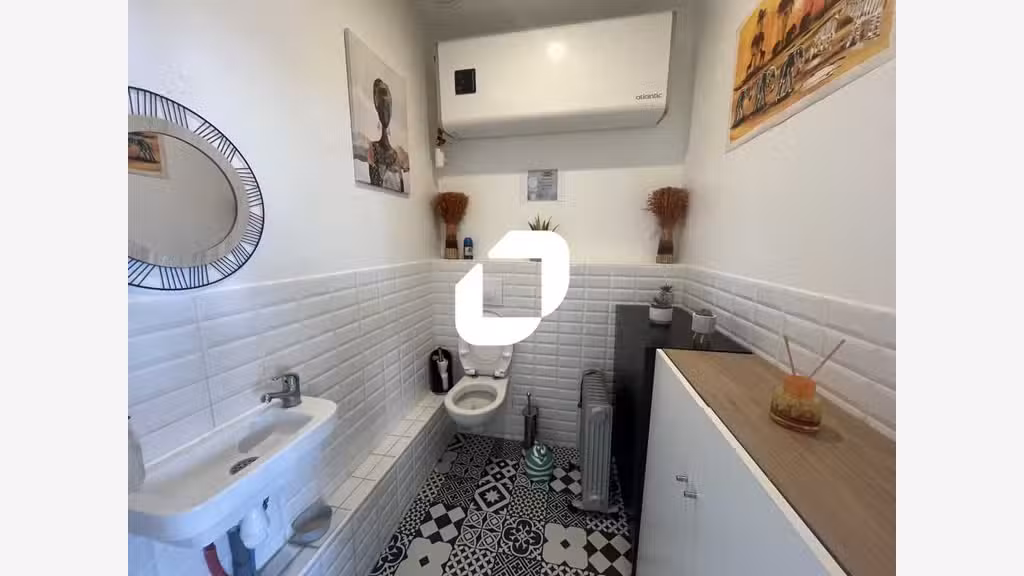 A louer Local commercial 81m² Fontenay le vicomte