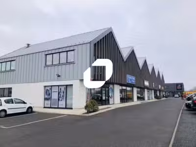 A louer Local commercial 81m² Fontenay le vicomte