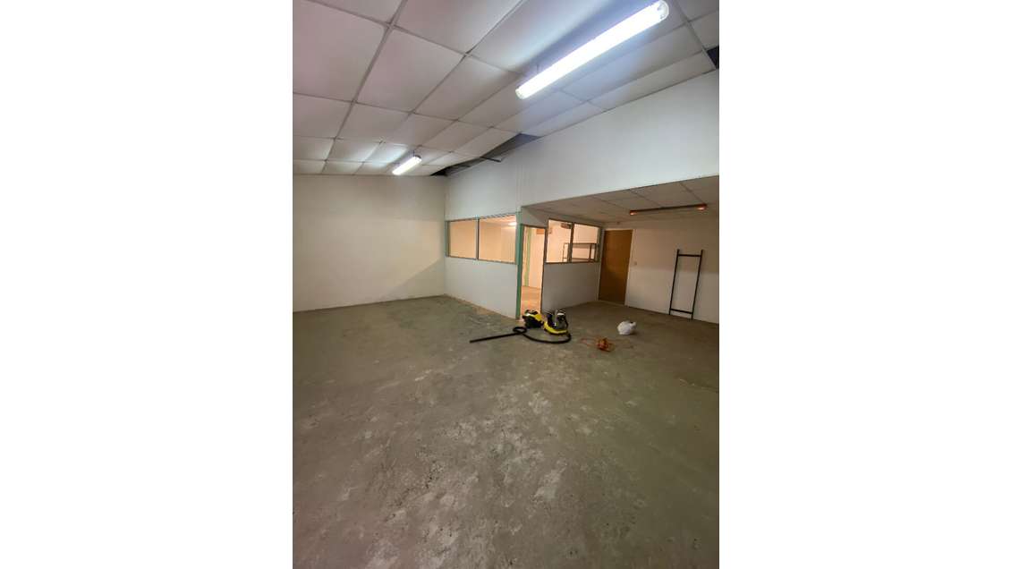 A louer local mixte 150m² R+1 à Fort-de-France