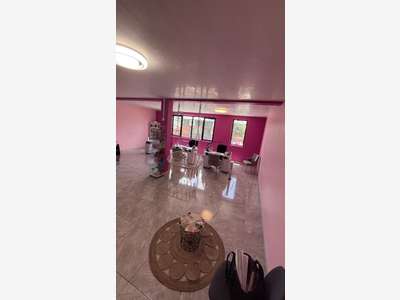 Loue local commercial de 55.60m² à Fort de France