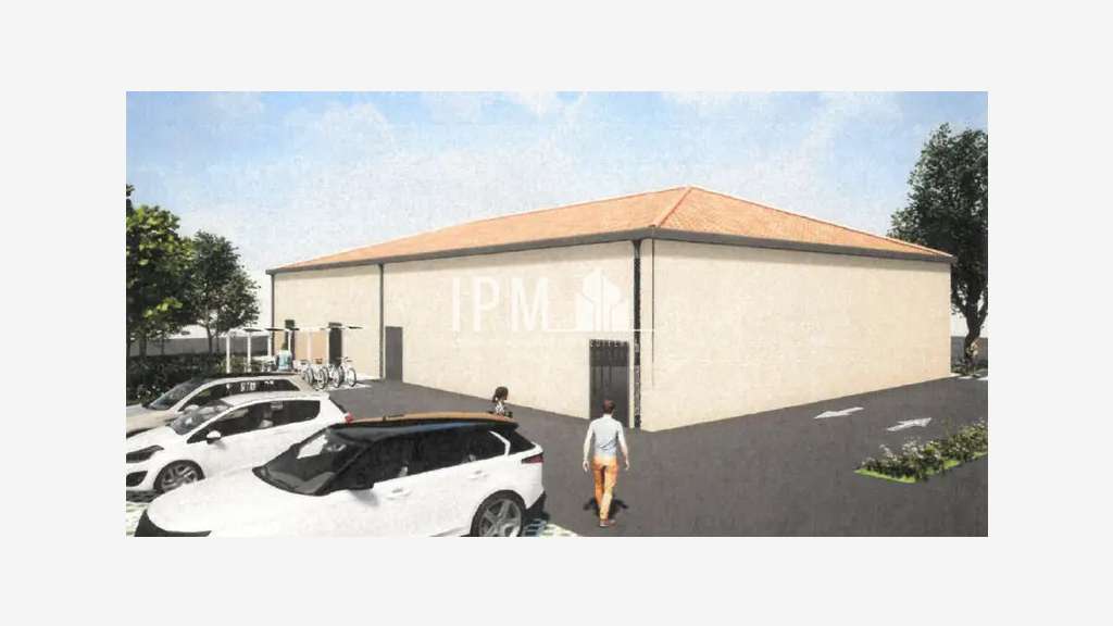 A louer local commercial 102m² à Fos-sur-Mer