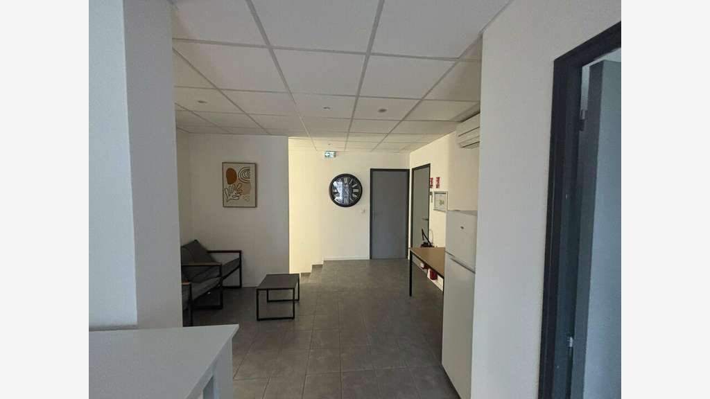 Local d'activité de 25m² à louer à Fos-sur-Mer