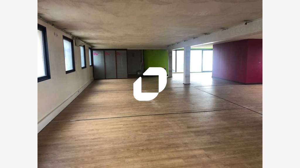 A louer Local commercial 270m² Franconville