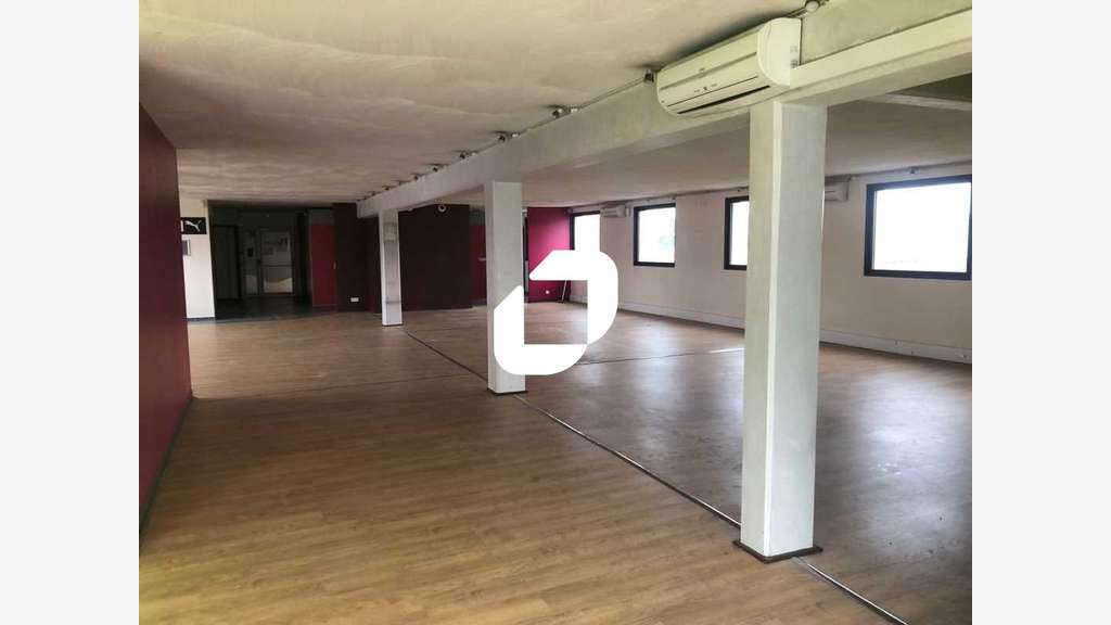 A louer Local commercial 270m² Franconville