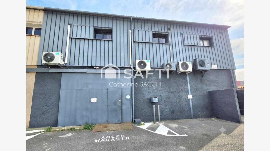Local 287m² secteur très fréquenté à Fréjus