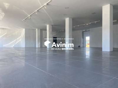 Location Locaux commerciaux - Boutiques à Fréjus