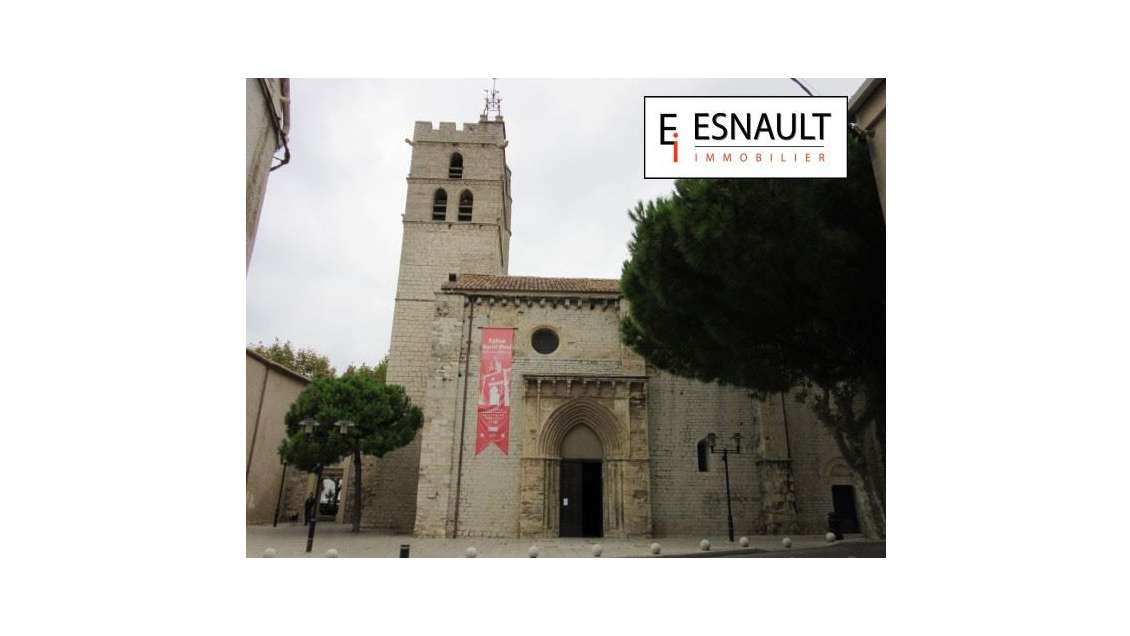 Commerce ou bureaux 180m² à louer à Frontignan