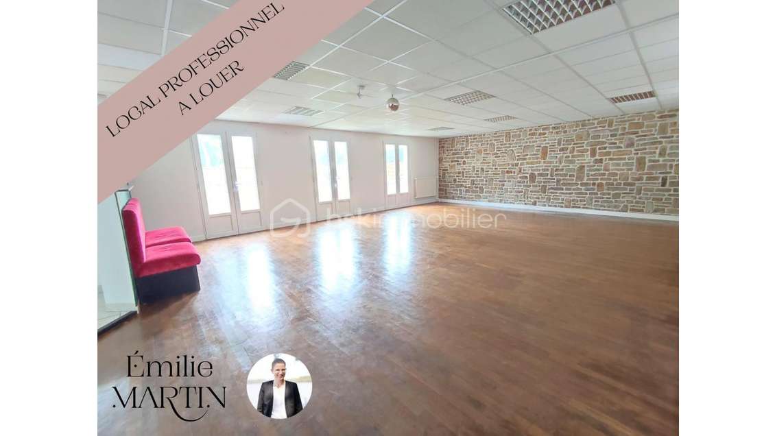 A louer immeuble 388m² fort potentiel à Gahard 