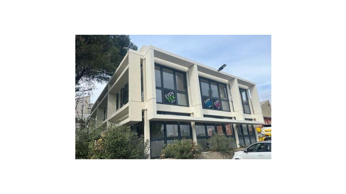 Location bureaux 73m² R+1 dans la ZA de Gardanne