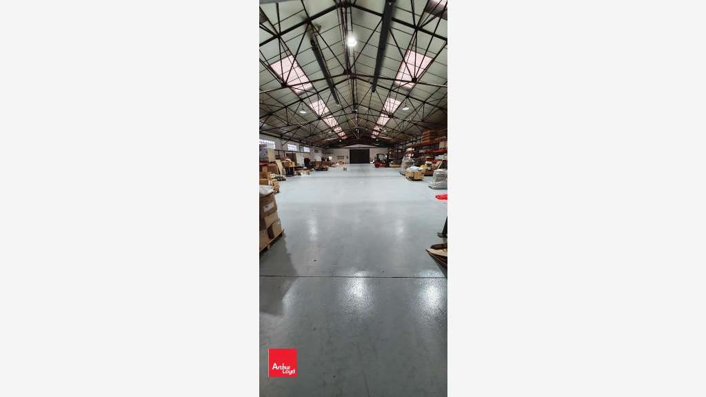 A louer lot de 1145m² agglomération Chartres
