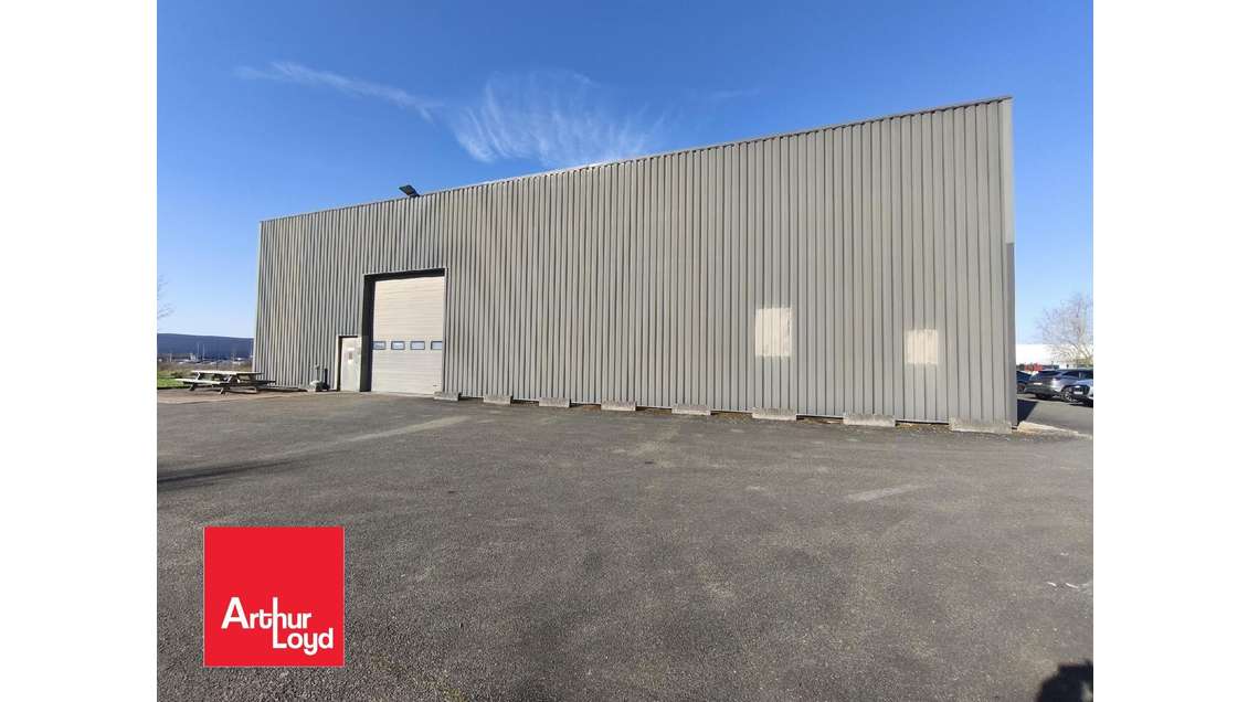 A louer bâtiment d'activités 864m² à Gellainville