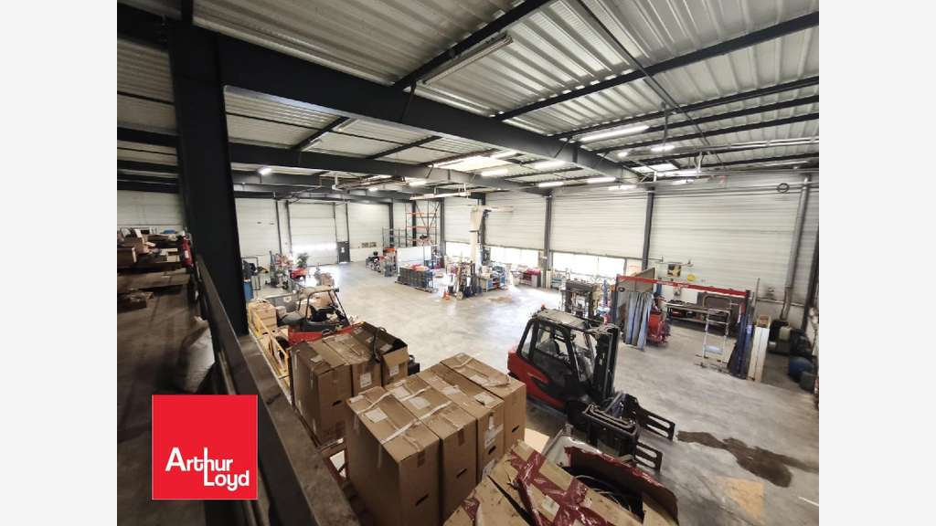 A louer bâtiment d'activités 864m² à Gellainville