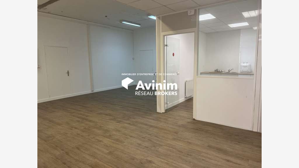 Local d'activité 190m² à louer à Gometz-la-Ville