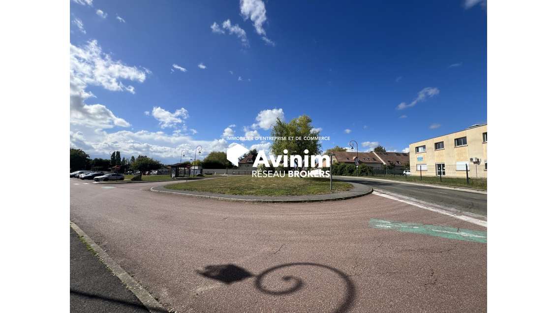 Local d'activité 190m² à louer à Gometz-la-Ville