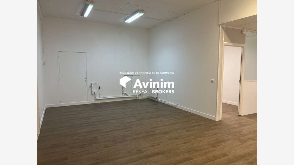 Local d'activité 190m² à louer à Gometz-la-Ville