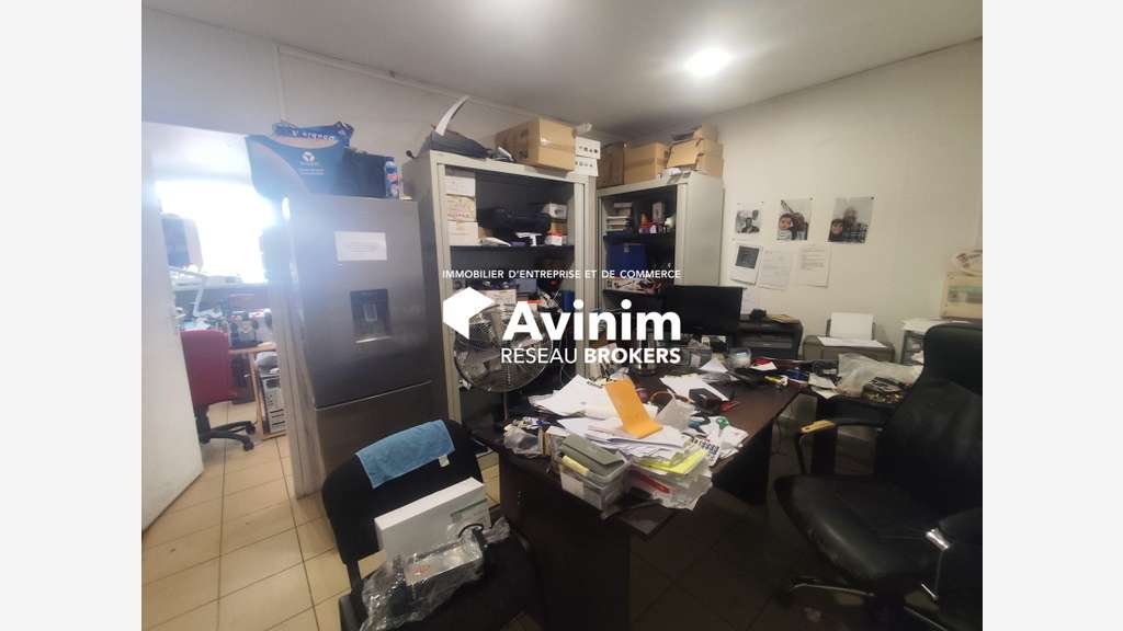 A LOUER GONESSE LOCAL COMMERCIAL 45 M²