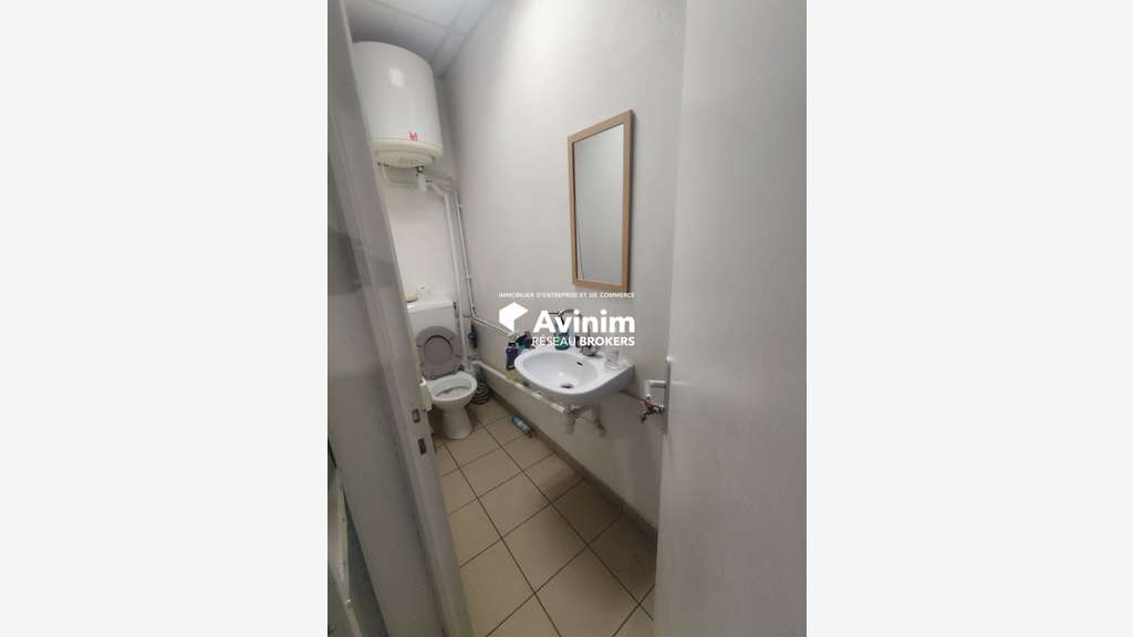 A LOUER GONESSE LOCAL COMMERCIAL 45 M²