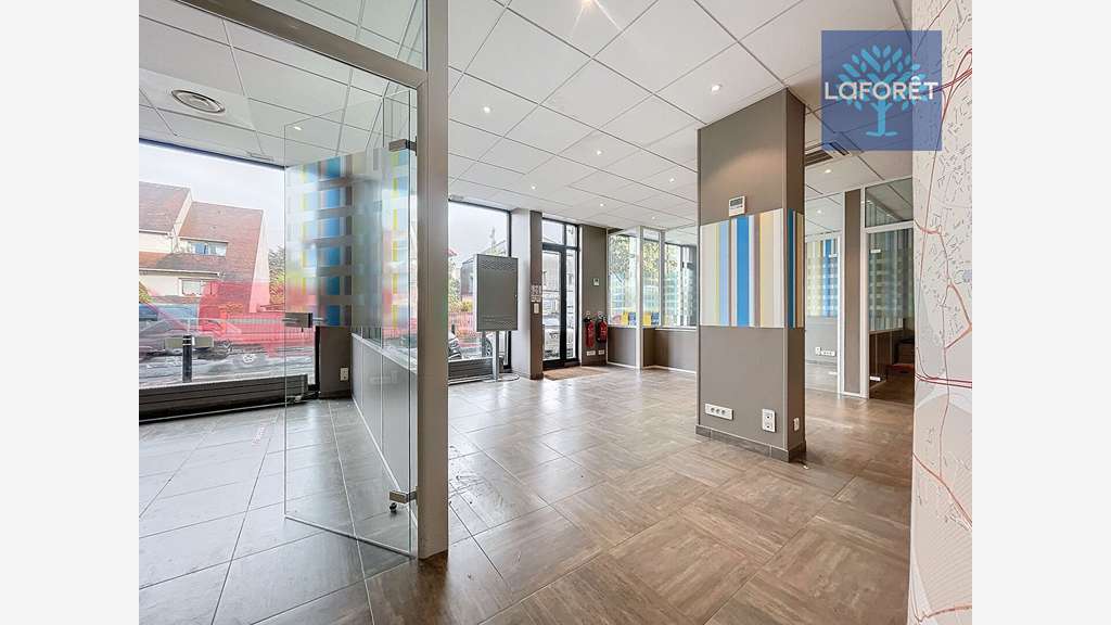 A louer local commercial 85m² à Gournay-sur-Marne