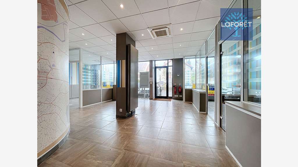 A louer local commercial 85m² à Gournay-sur-Marne