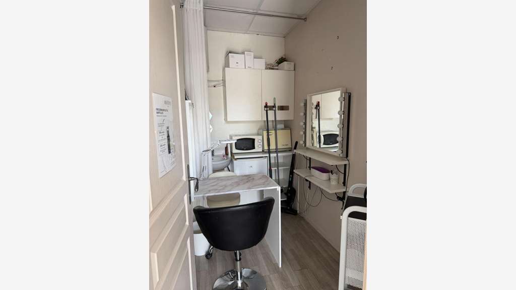 A louer local commercial 48m² à Gournay sur Marne