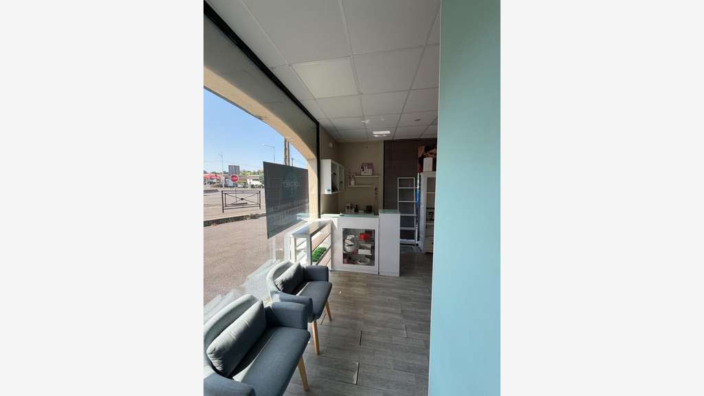 A louer local commercial 48m² à Gournay sur Marne