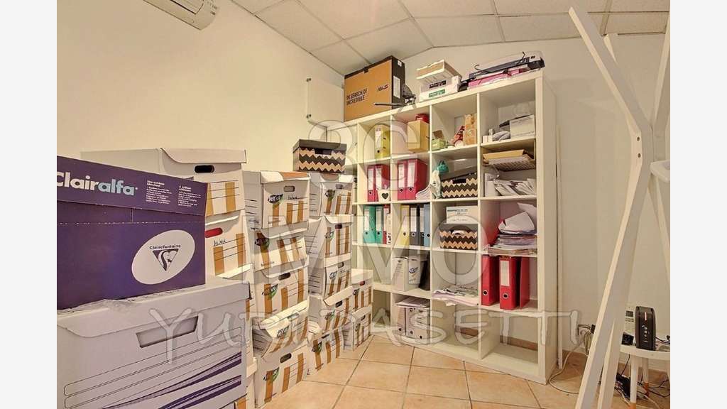A louer local santé de 100m² à Grasse St Jacques