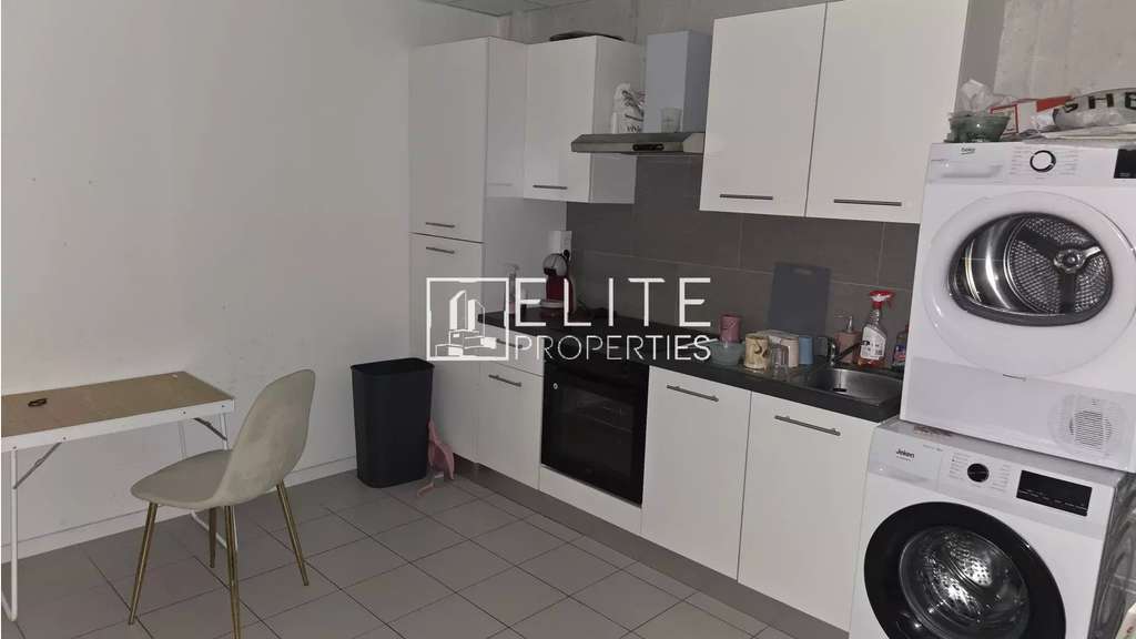 BUREAU 152m² GRASSE
