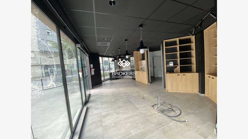 A louer, local 55m² à Grenoble quartier Ampère