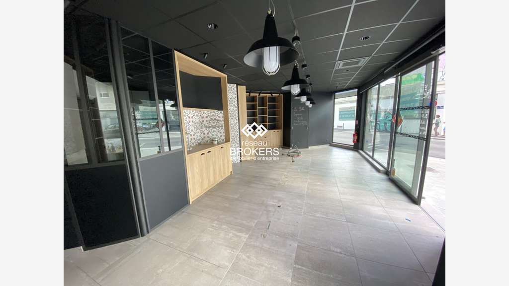 A louer, local 55m² à Grenoble quartier Ampère