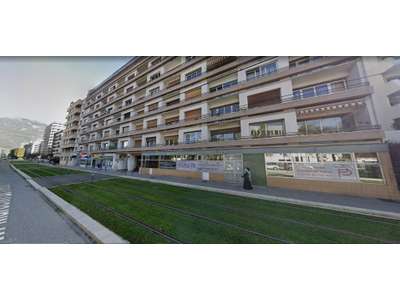 Location Locaux commerciaux - Boutiques à Grenoble