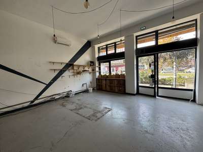 A louer local 57m² Cours Jean Jaurès de Grenoble
