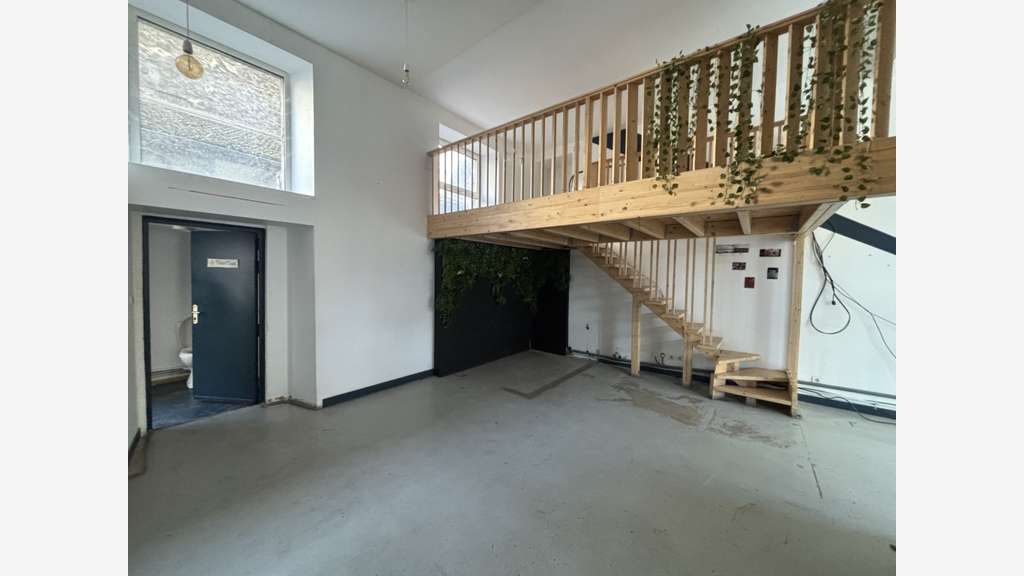 A louer local 57m² Cours Jean Jaurès de Grenoble