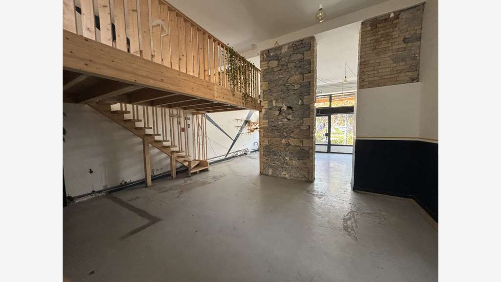 A louer local 57m² Cours Jean Jaurès de Grenoble